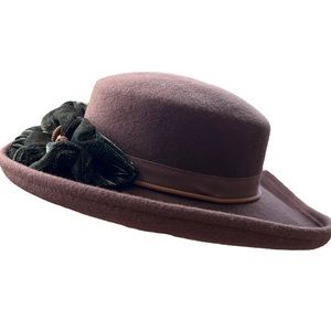 Sonni San Francisco Hat Wool Felt Brown Green Ruffled Accent